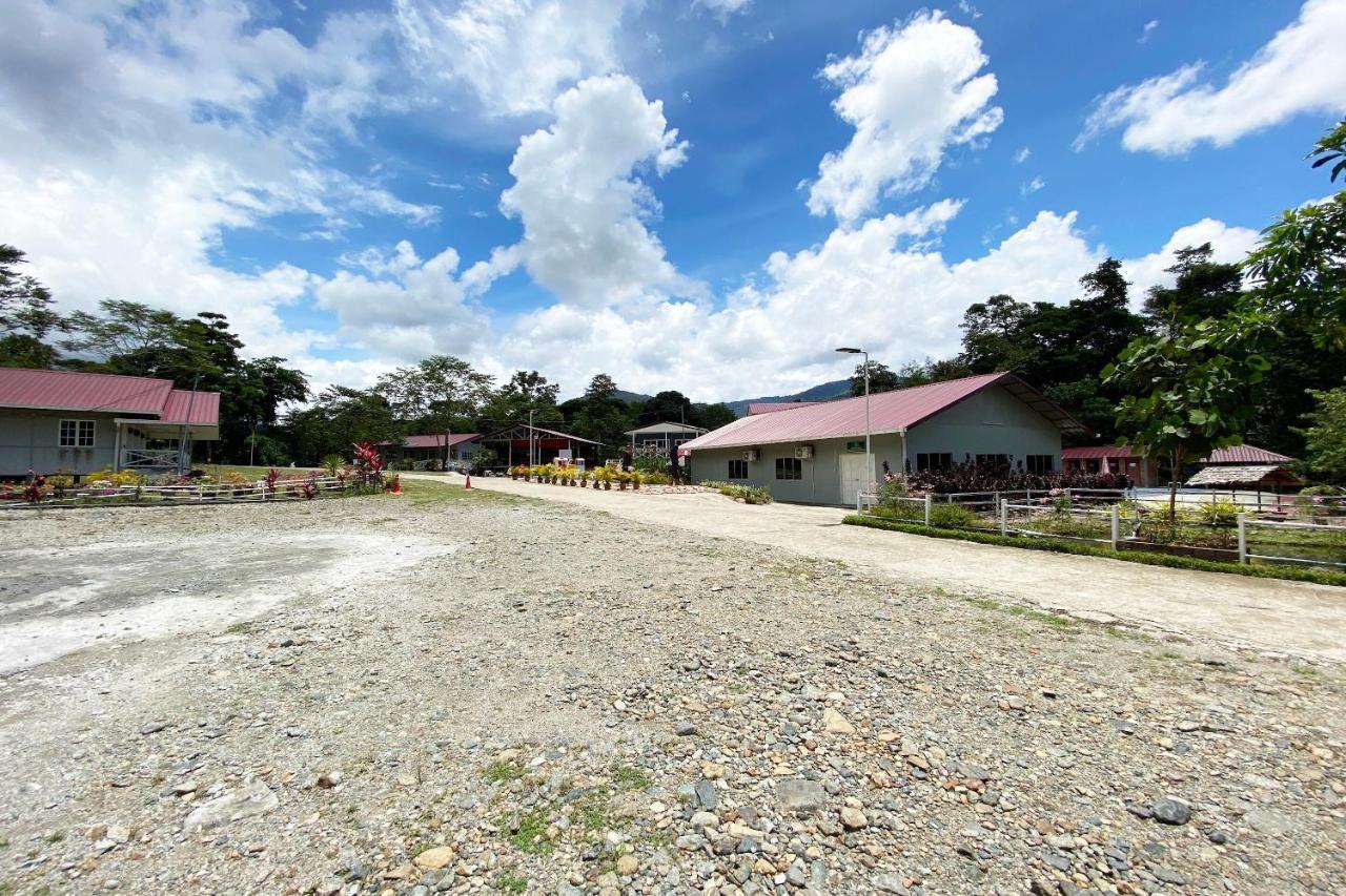 Spot On 90279 Kinomulok Garden Hotel Ranau Exterior photo