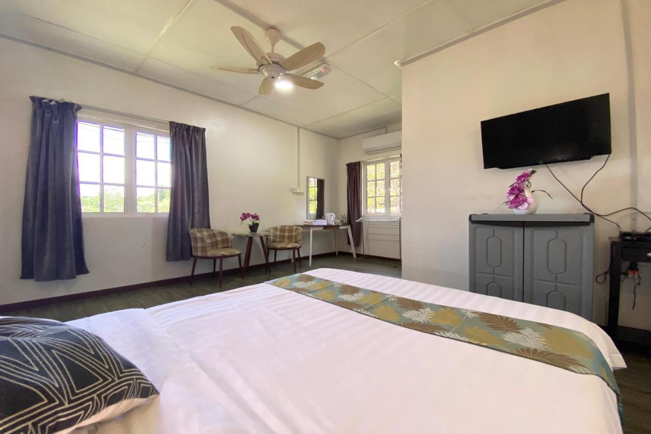 Spot On 90279 Kinomulok Garden Hotel Ranau Exterior photo